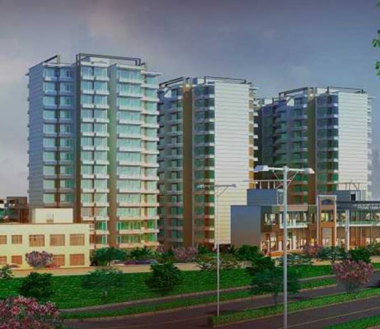 What are the key benefits of purchasing a flat in Pyramid Altia Gurgaon?
