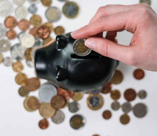 Fixed Deposit Vs Savings Account: Which is the best?