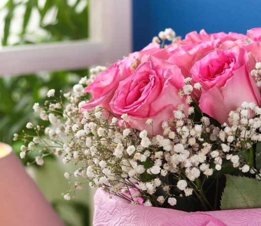 Why should you gift flowers to others?