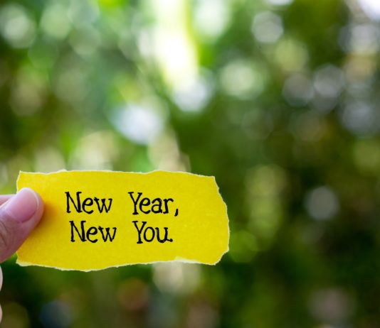Four Amazing And Effective Ways To Stick On The New Year Resolution