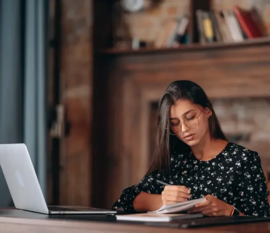 Simple Ways to Write a 200-Word Essay 200-word essay