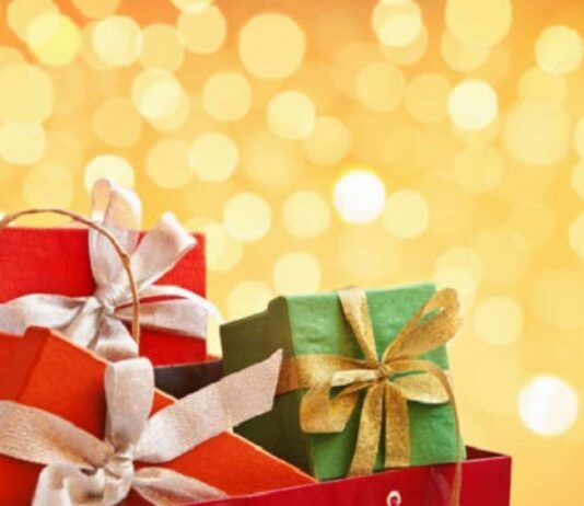 Best Diwali Gift Ideas to Regard Your Loving Dad Everything You Need To Know About Diwali Gifts