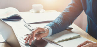 How to Manage Your Money: Short Guide