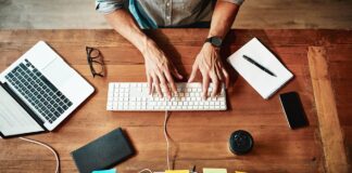 E-commerce accounting: A challenging task