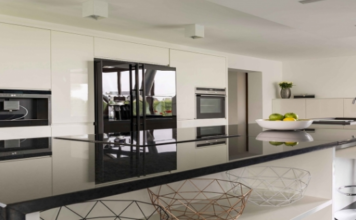 Kitchen Black Worktops: The Best Worktops to Make Your Kitchen Kitchen Remodeling Tips
