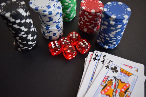 Why Online Casinos Are a Great Investment